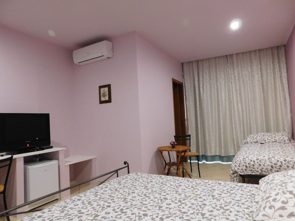 Family Room photo 2