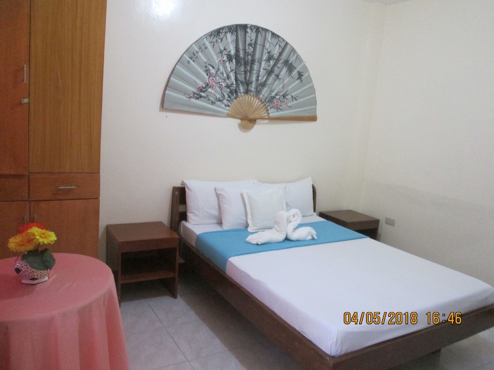 Standard Room photo 2