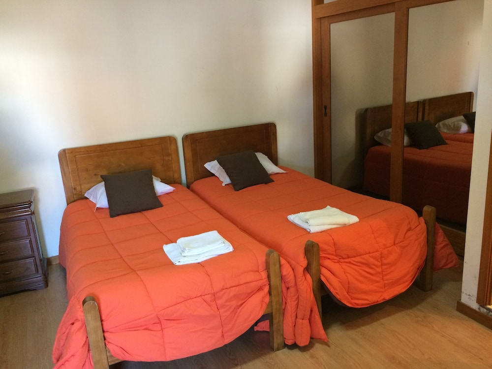 Shared Dormitory, Shared Bathroom (6 people) photo 1