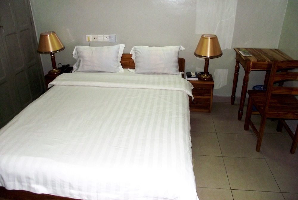 Standard Double Room photo 2