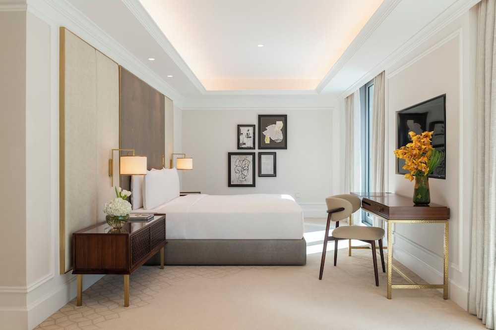Luxury Studio Apartment photo 2