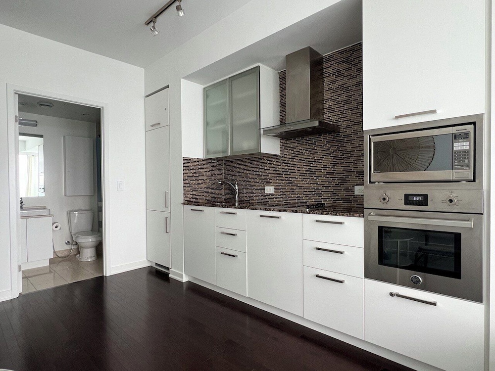 Classic Studio Suite, 1 Queen Bed