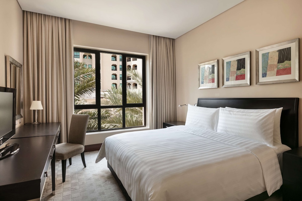 Deluxe Room - Yas Summer Pass (1 Day Complimentary Pass) photo 2