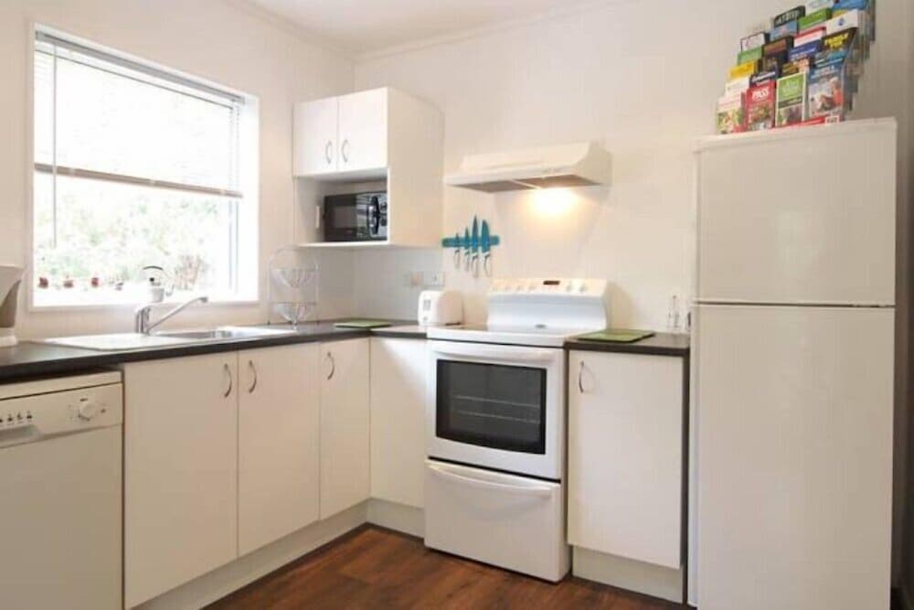 Romantic Villa, 3 Bedrooms, Garden View photo 3