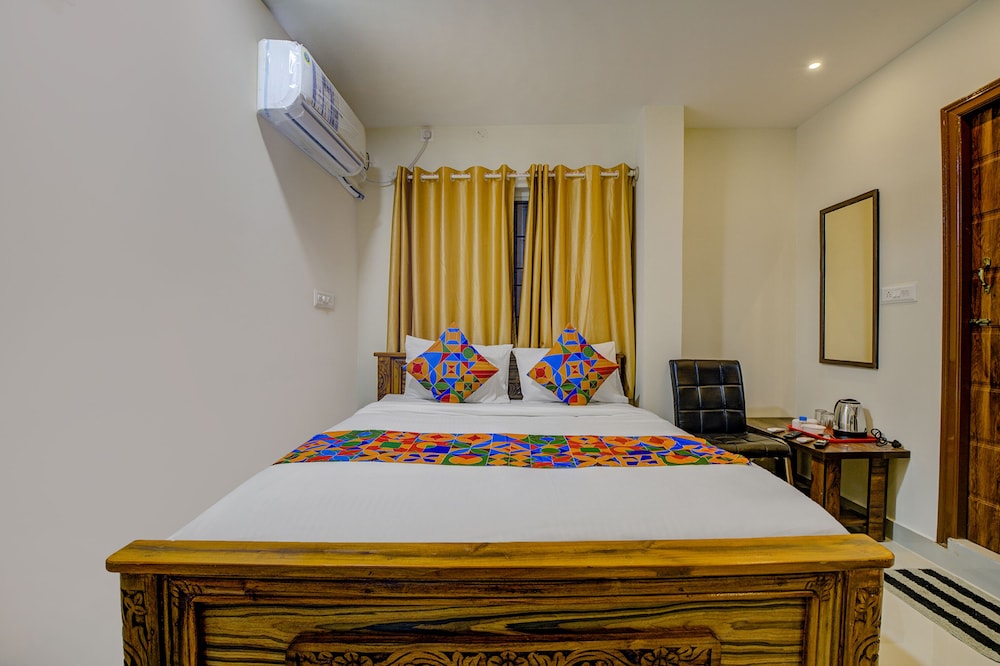 Deluxe Room - Photo 4