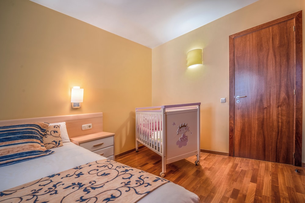 Family Apartment photo 3
