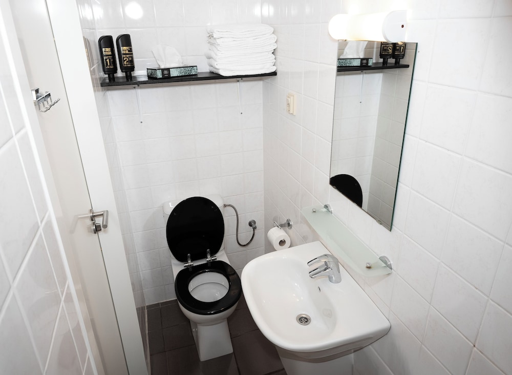 Design Room, 1 Bedroom (Game Theme) thumbnail 6