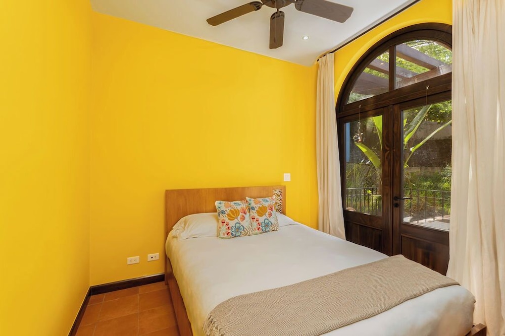 Deluxe Apartment, 2 Double Beds, Kitchenette, Partial Ocean View (8 Punta Penca | 2 BR | 2 BA) photo 2