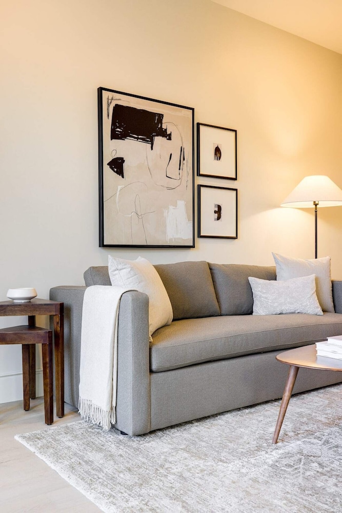 Executive Apartment, 2 Bedrooms photo 3