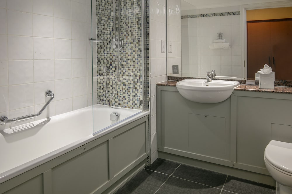 Deluxe King Room photo 2
