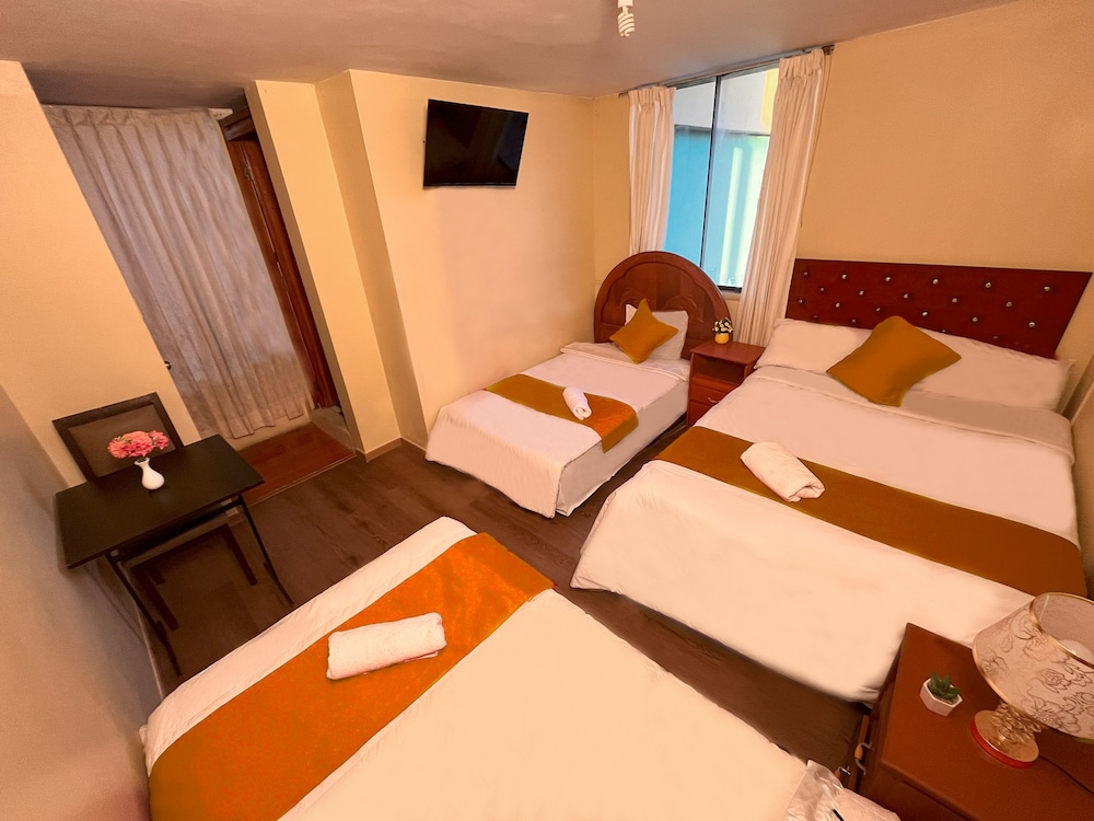 Comfort Triple Room