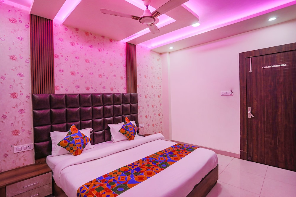 Executive Room - Photo 3