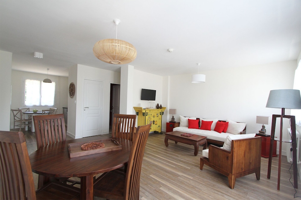 Comfort Apartment photo 2