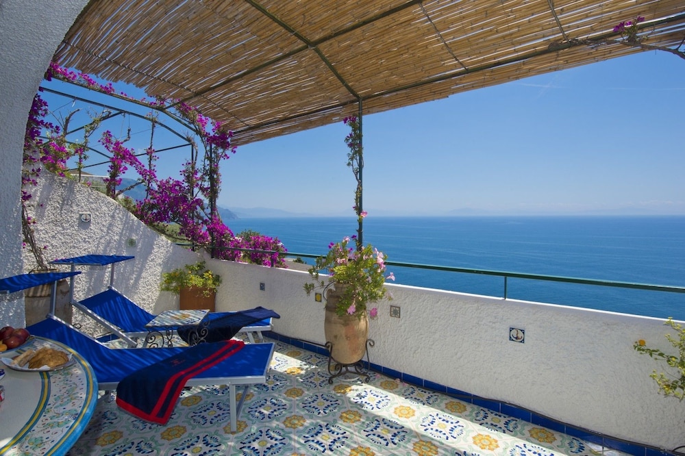 Apartment, 1 Bedroom, Terrace, Sea View photo 2