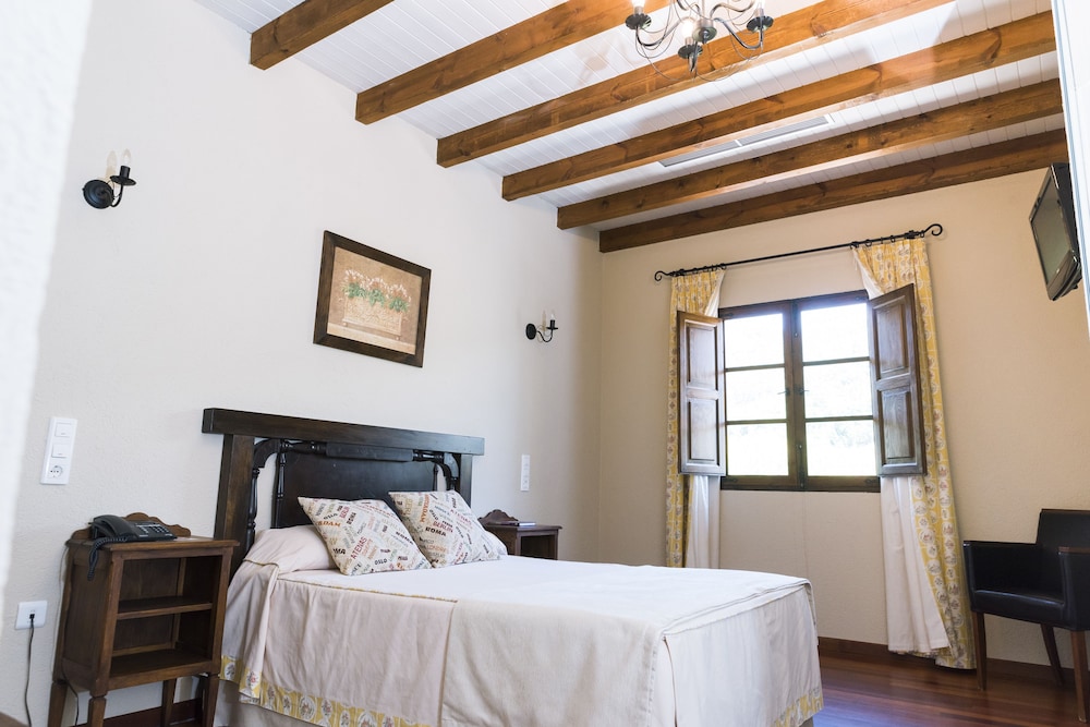 Habitación Triple (2 adultos + 1 niño)