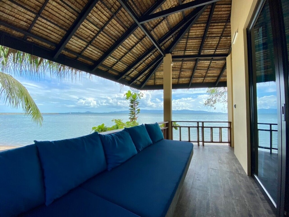 Beachfront 2 bedroom villa - Photo 17
