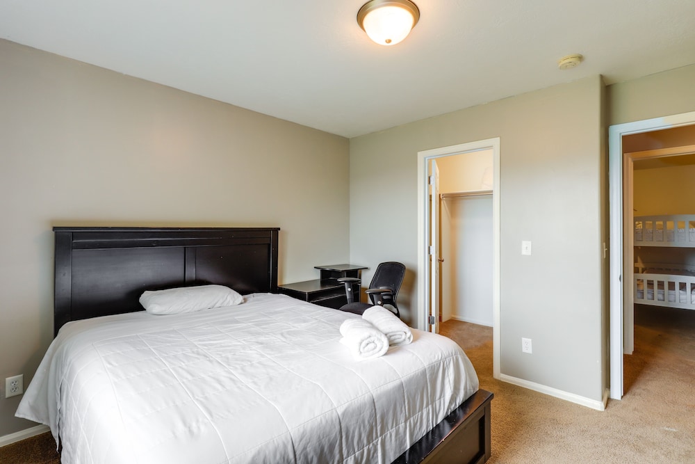 House (Multiple Bedrooms) photo 2