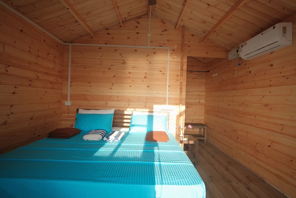 Deluxe first floor sea view cottage photo 2