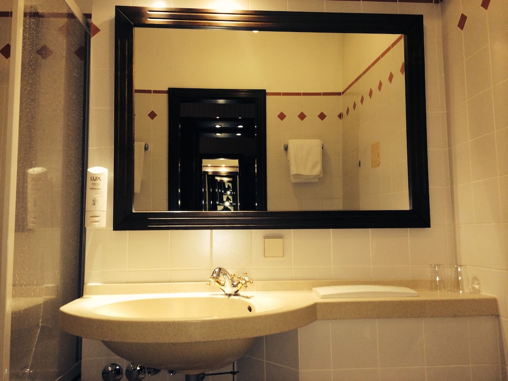 Classic Double Room, Balcony photo 3