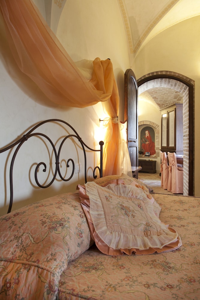 Deluxe Studio Suite photo 3