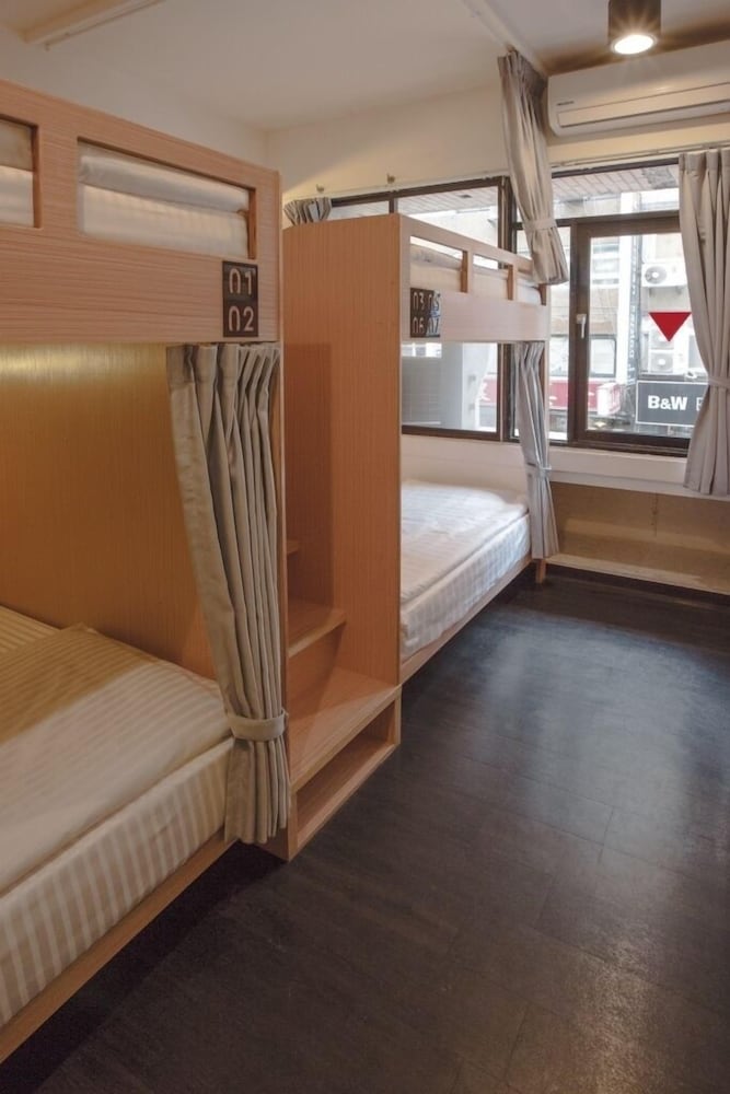 Superior Single Bed-Mix Dorm photo 3
