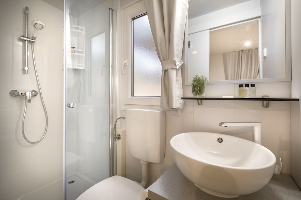 Comfort Holiday Home - Photo 4