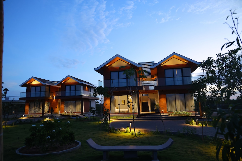 Premium Villa, 1 King Bed, Resort View photo 1