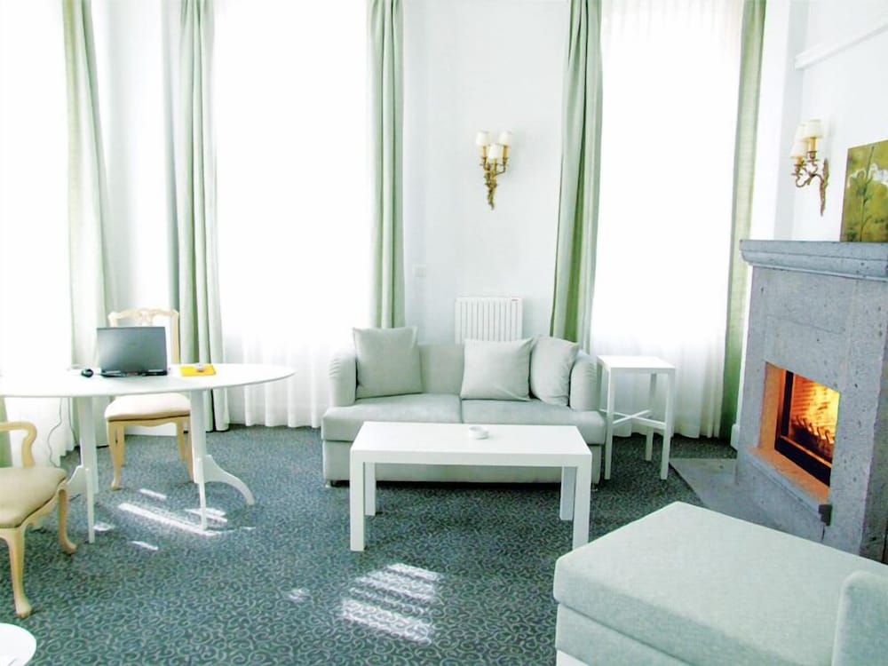 Luxury Room photo 2