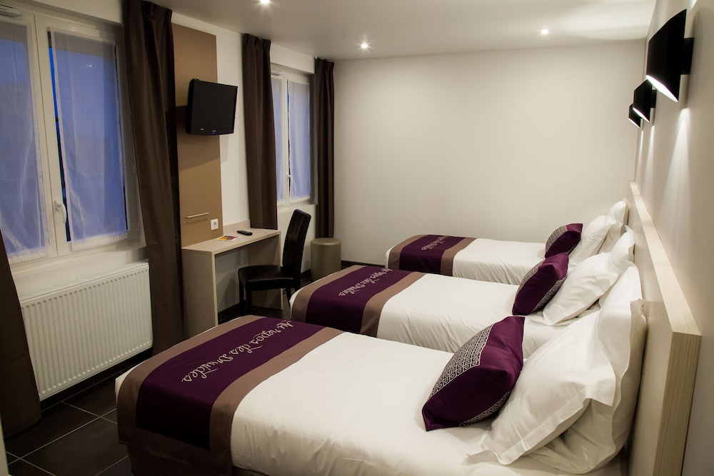 Comfort Triple Room