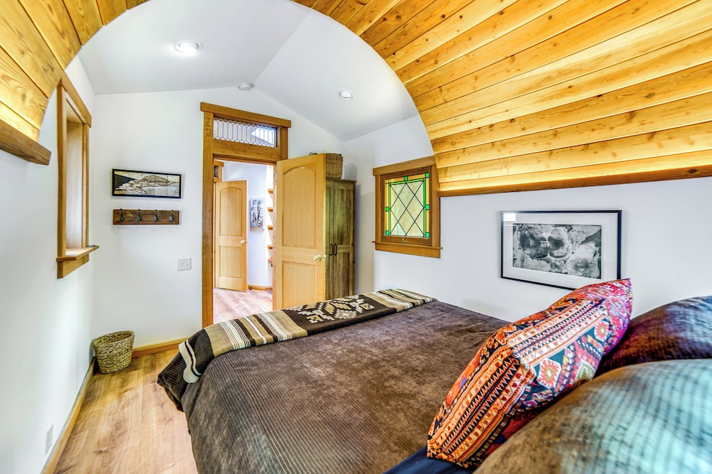House (2 Bedrooms) photo 2