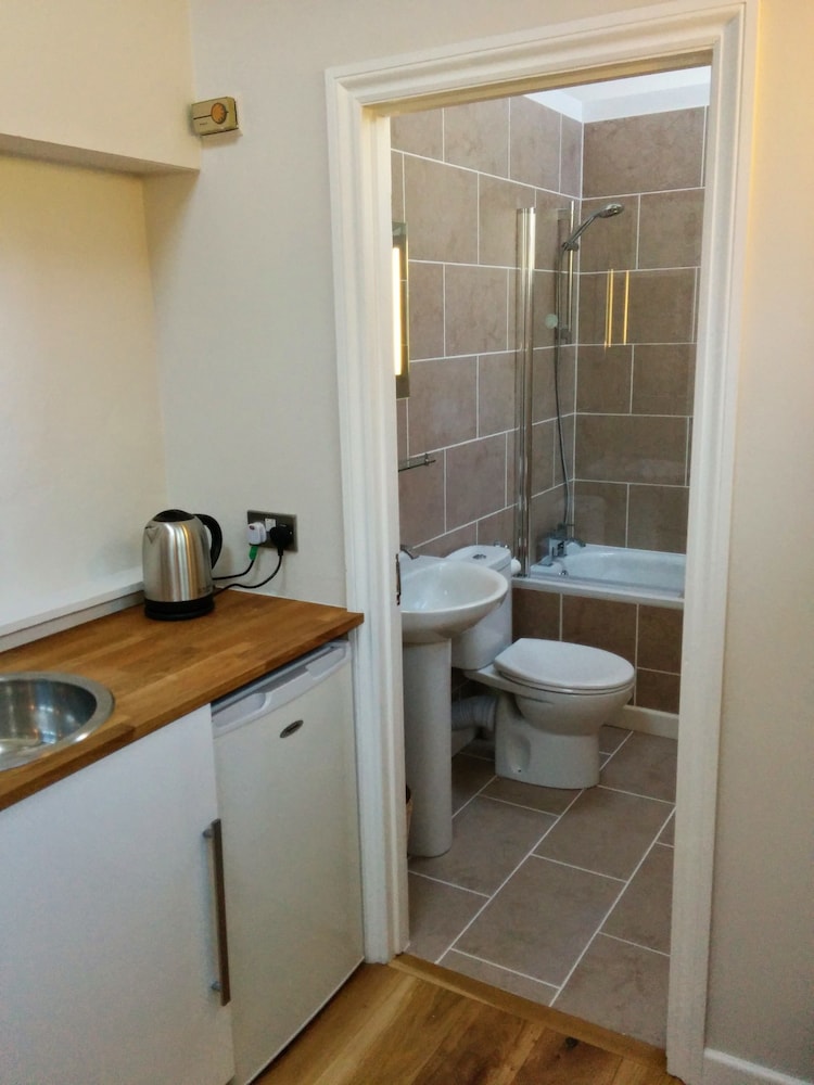 Family Studio Suite, 2 Bedrooms photo 3