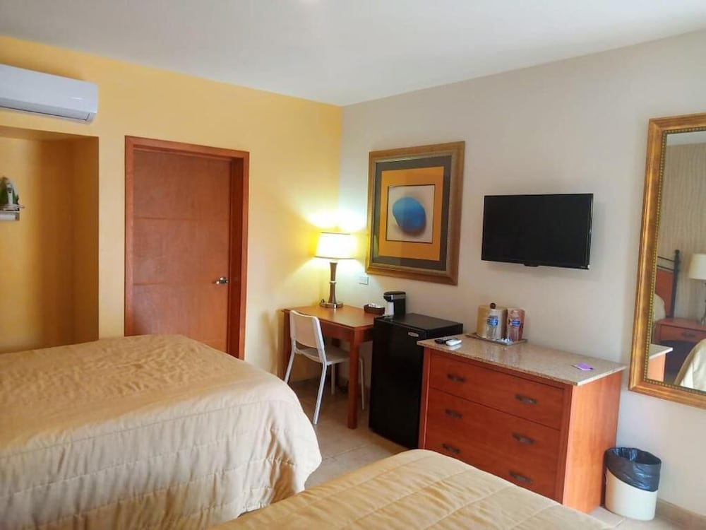 Deluxe Double Room photo 2