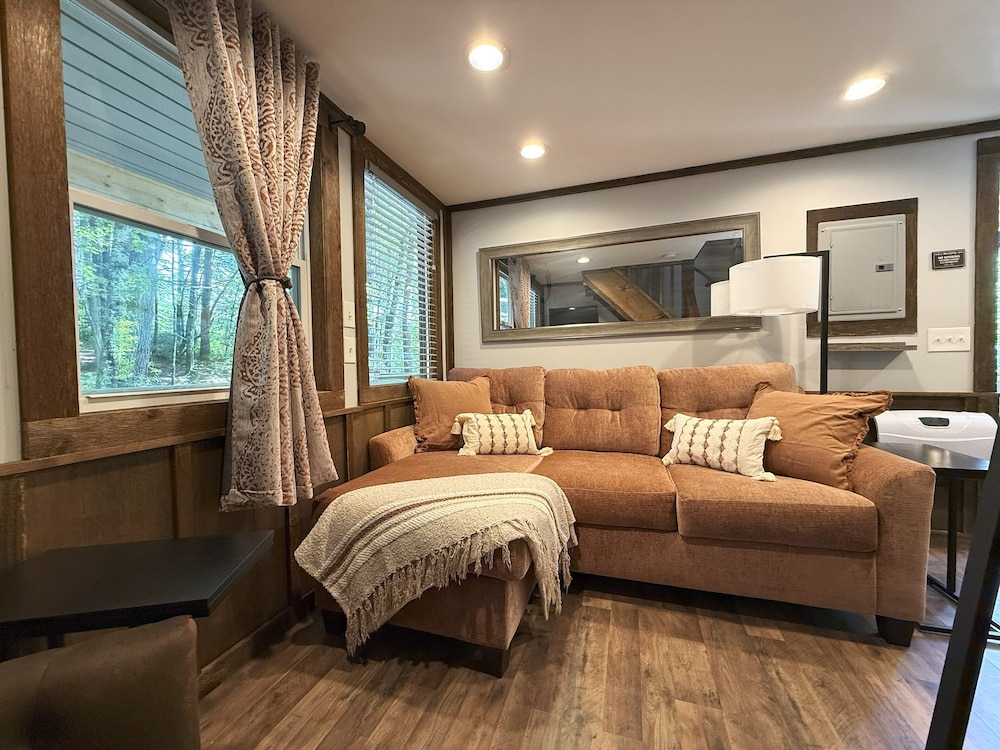 Comfort Cabin, 1 Bedroom, Non Smoking, Kitchenette photo 2