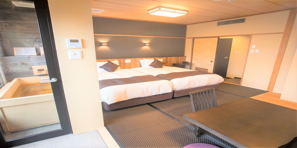 Japanese Style Superior Room with Open-air Bath, Non Smoking photo 1