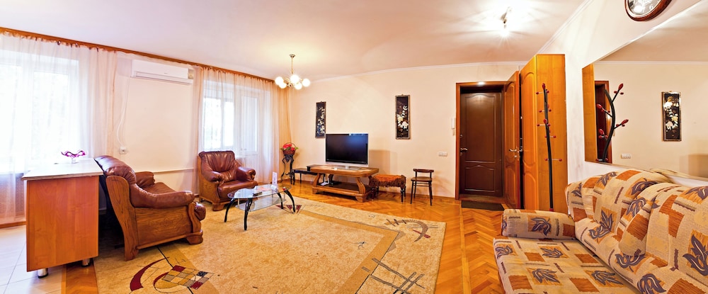 Deluxe Apartment, 1 Bedroom (99 Gogol St.) photo 1