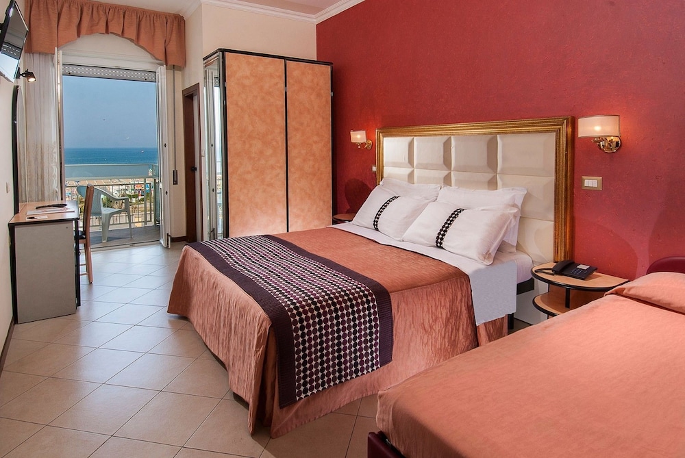 Superior Triple Room