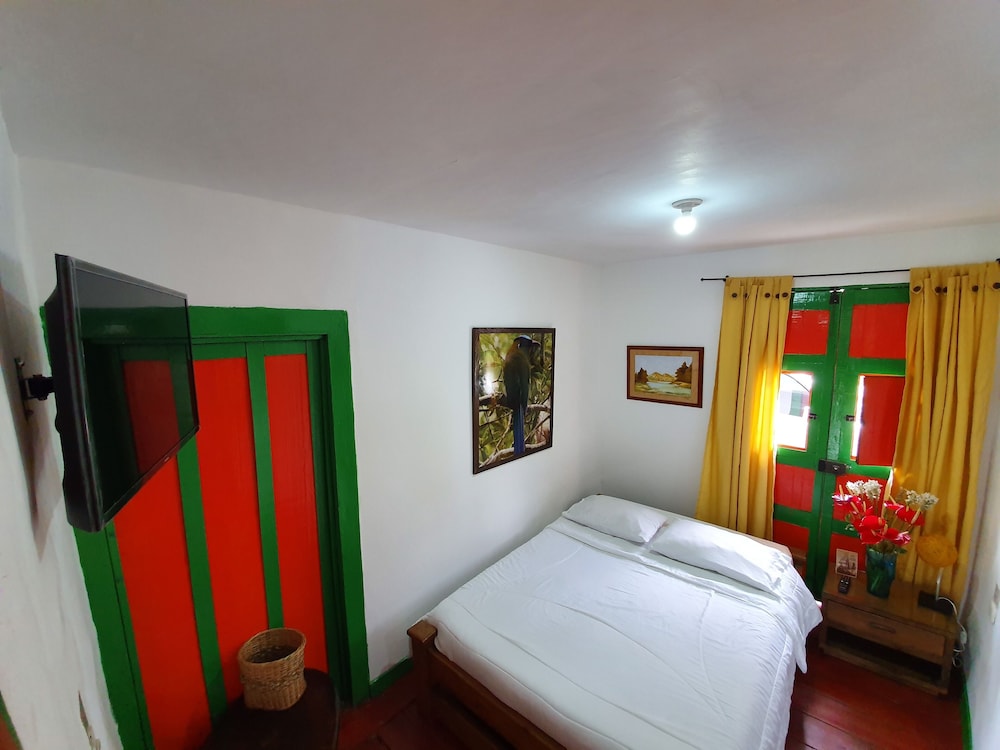 Traditional Double Room, 1 Queen Bed, Ensuite, Garden View photo 3
