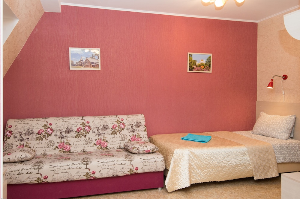 Superior Triple Room, Shared Bathroom photo 1