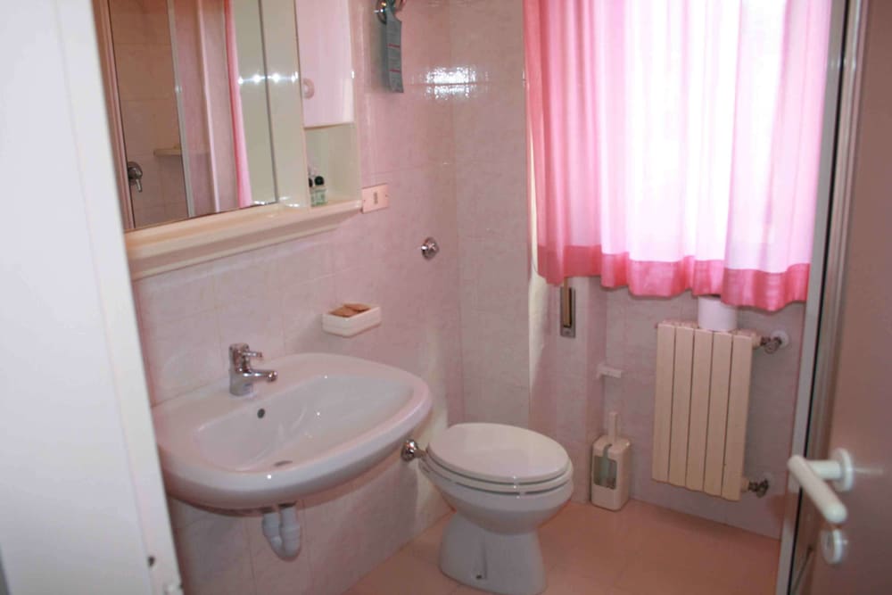 Standard Room photo 2