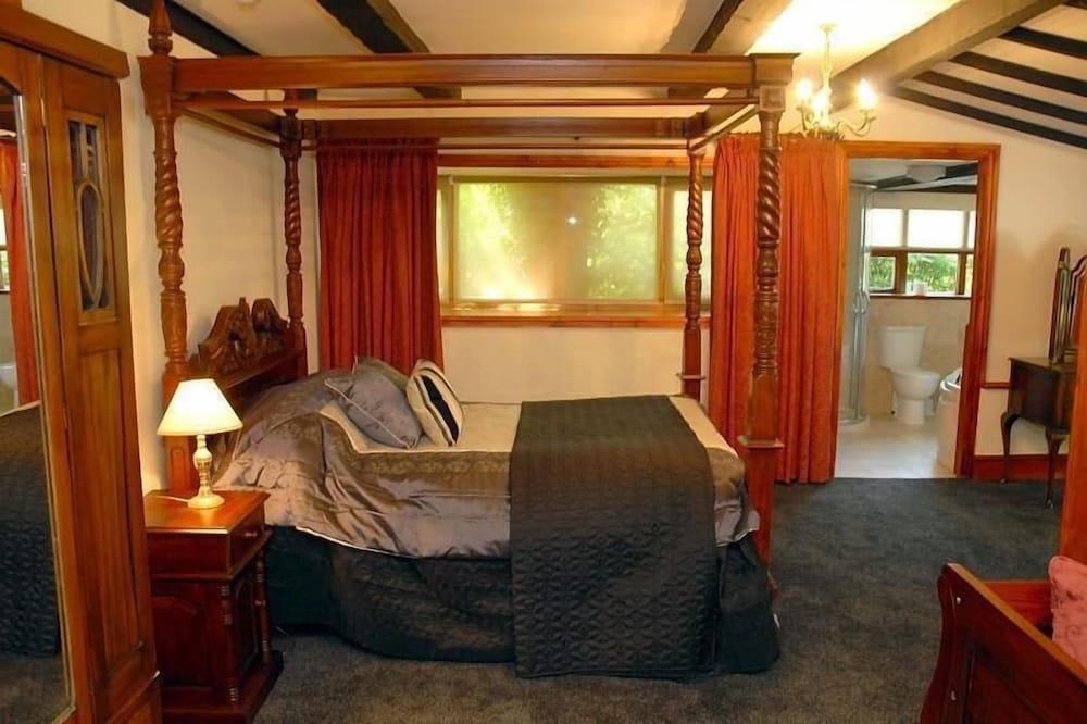 Double Room, Ensuite - Photo 4