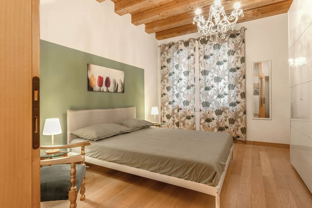 Classic Apartment