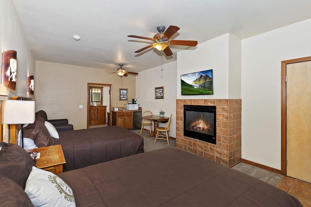Premium Room, 2 Queen Beds photo 1