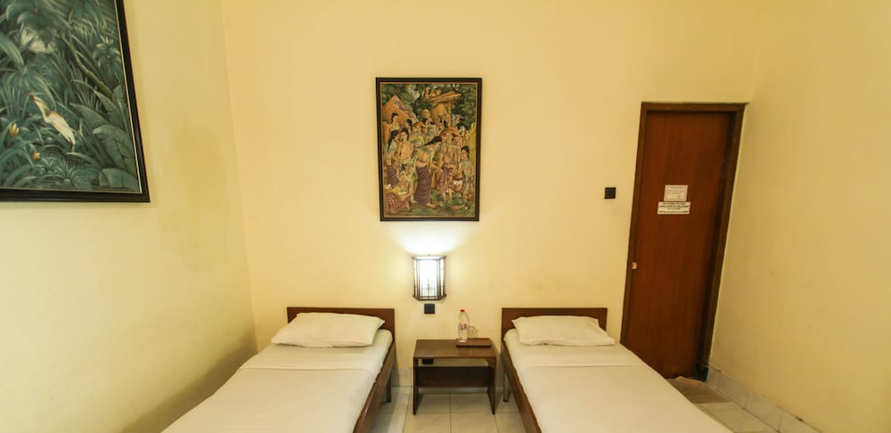 Economy Room, Private Bathroom - Photo 6