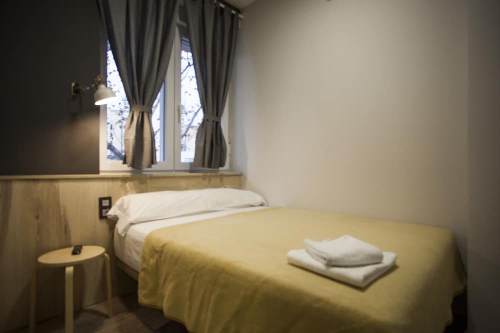Economy Double Room photo 3