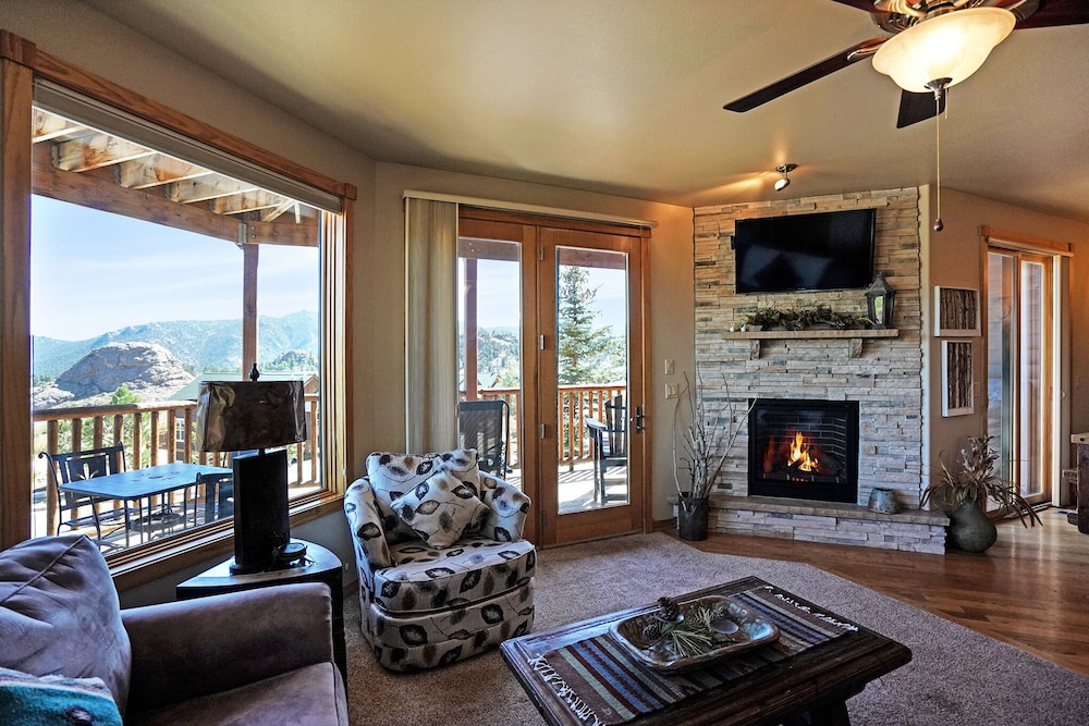 Condo, 2 Bedrooms