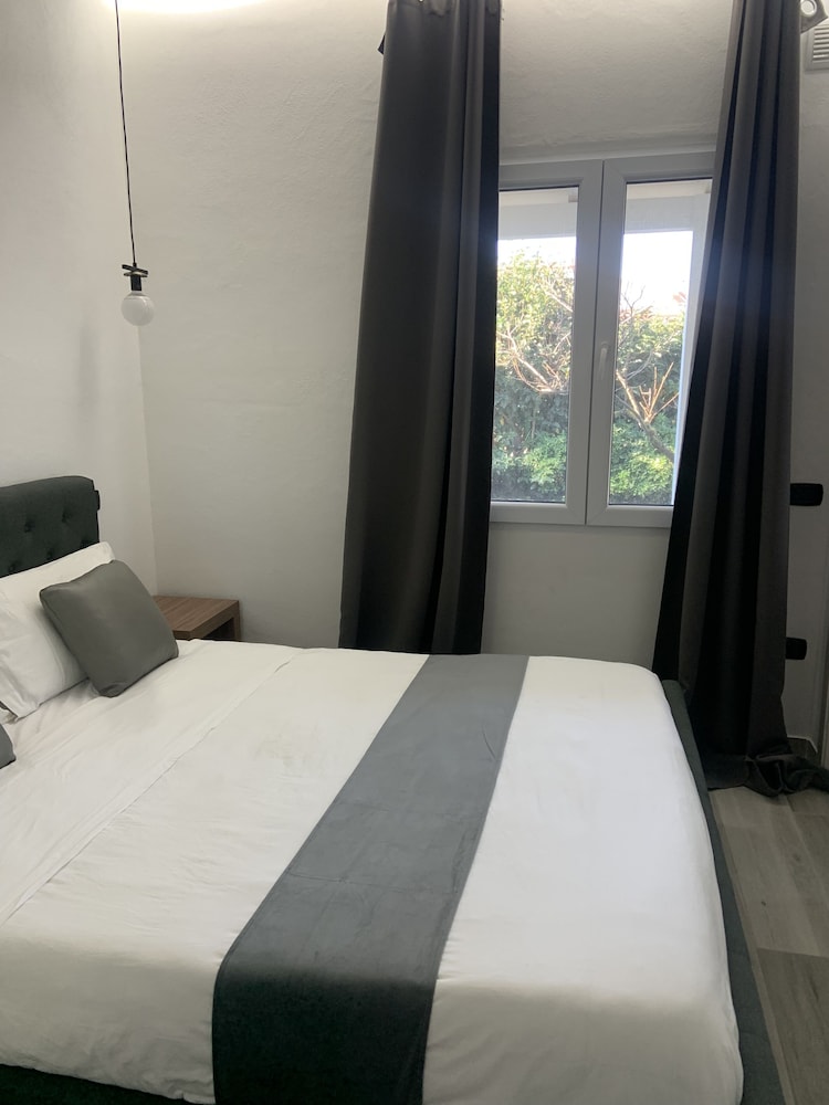 Deluxe Apartment photo 1