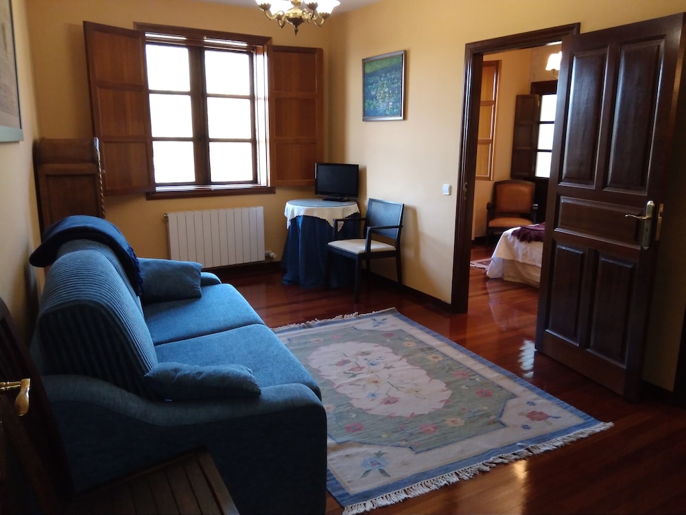 Suite, 1 Bedroom photo 3