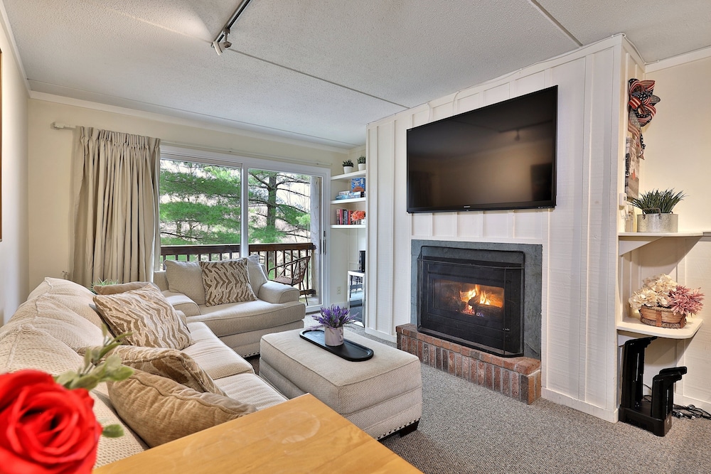 Condo, 3 Bedrooms photo 1