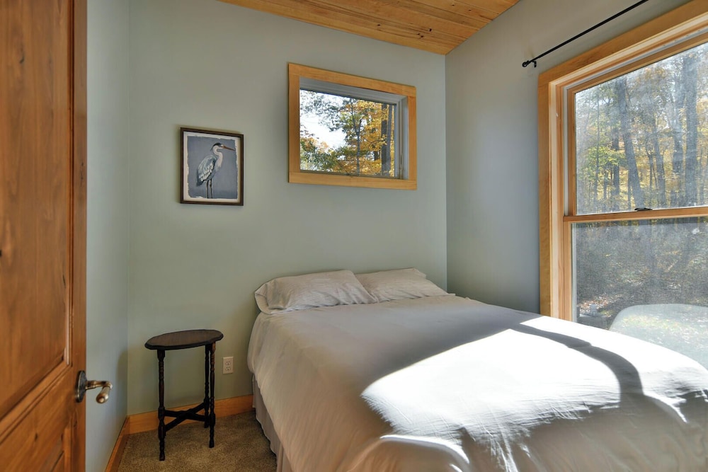 Cabin, Multiple Beds, Kitchen photo 3