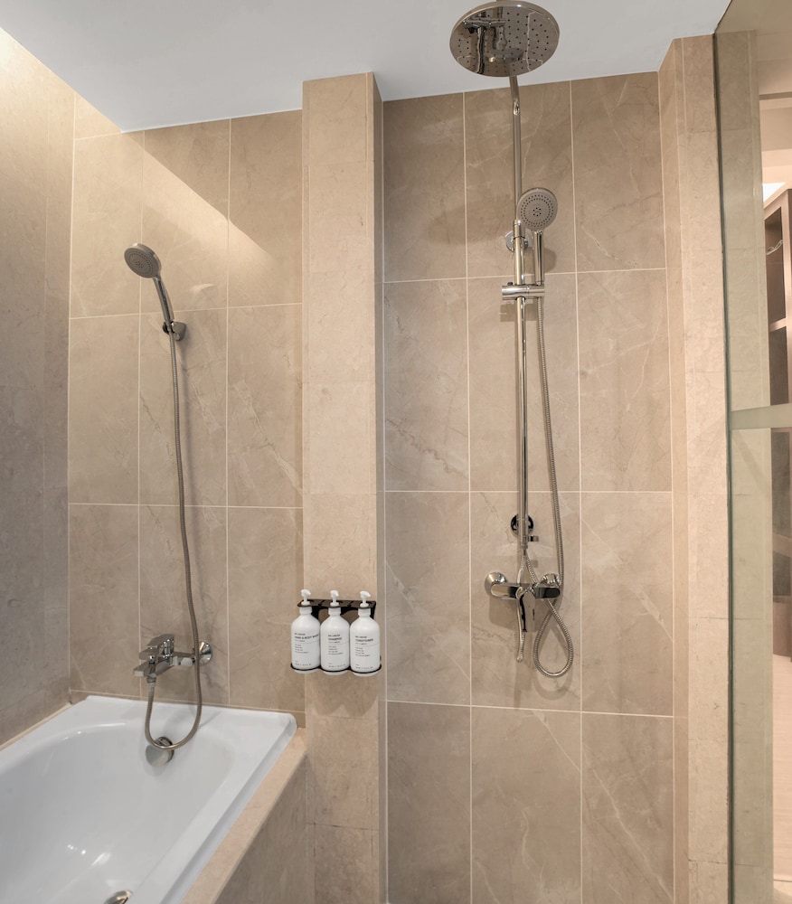 One Bedroom Suite